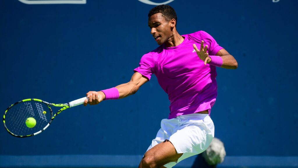 Felix Auger-Aliassime hits a forehand. He beat Casper Ruud but lost to Jack Draper on Friday in Cincinnati.