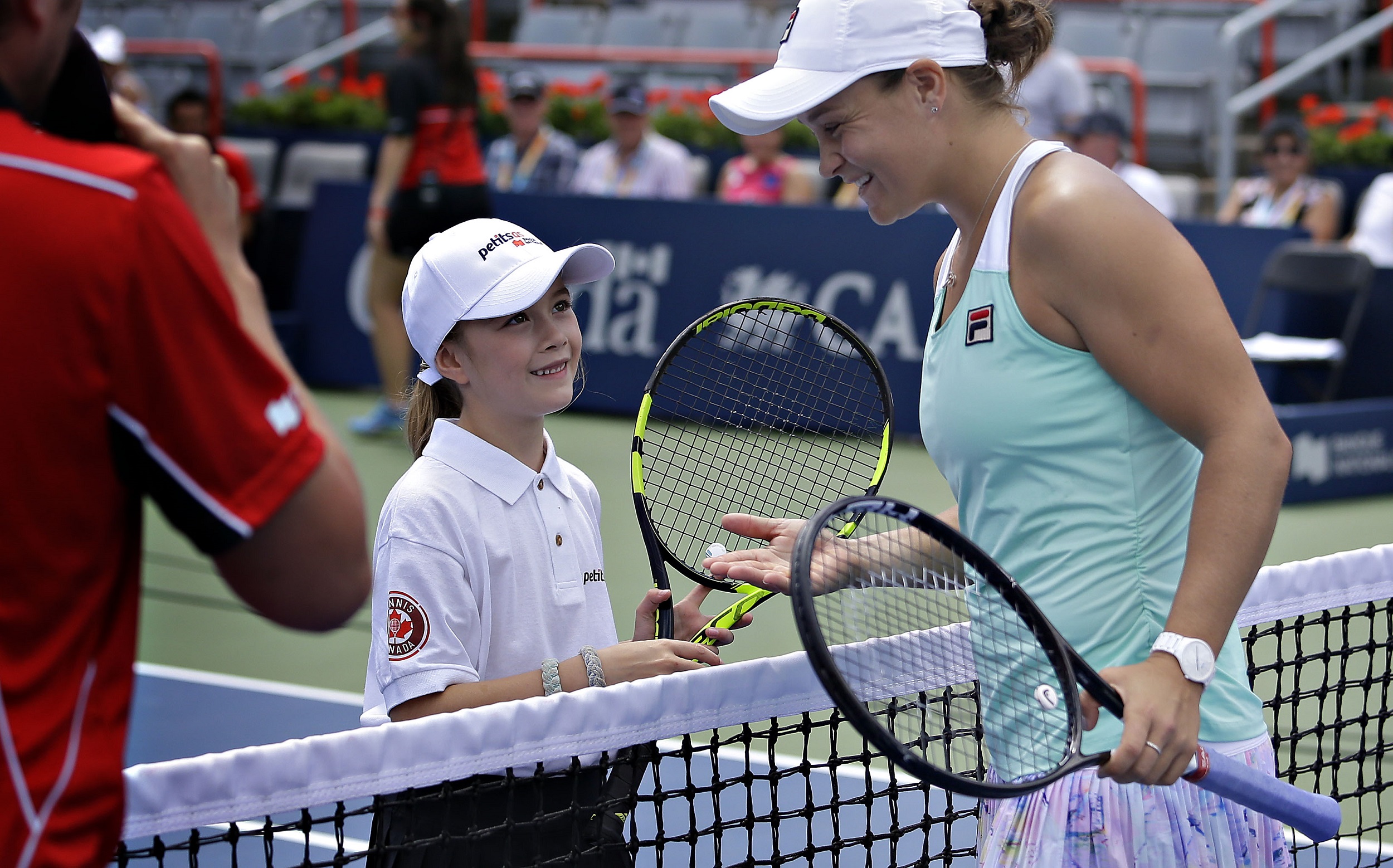 young girl meeting female player