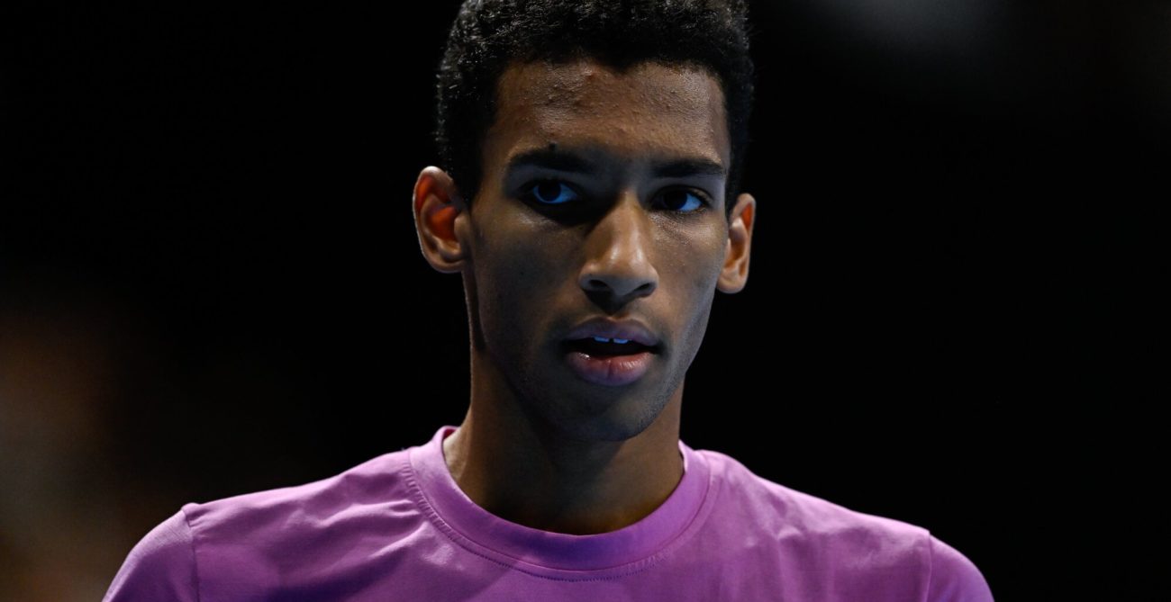 Auger-Aliassime look